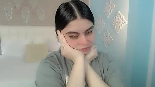 _Maddison_Ivanova_ from StripChat is Freechat