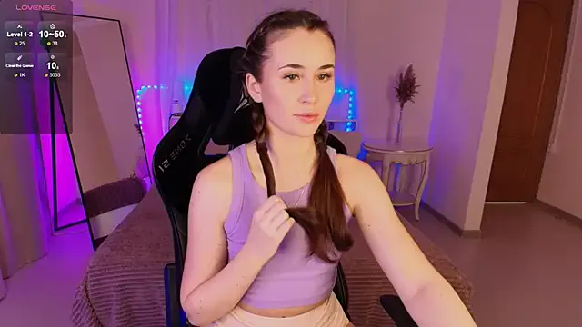 _Melissa_Evans_ from StripChat is Freechat