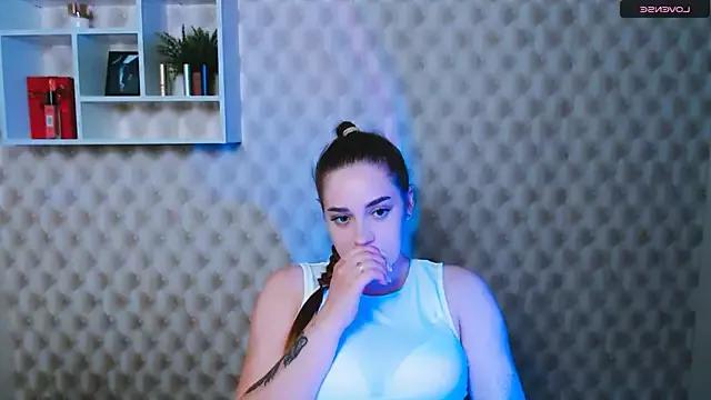 Try our streaming cams variety and talk on a personal level with our adorable girls streamers, showing off their bountiful shapes and dildos.