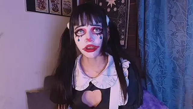 Try our streaming cams variety and talk on a personal level with our adorable girls streamers, showing off their bountiful shapes and dildos.