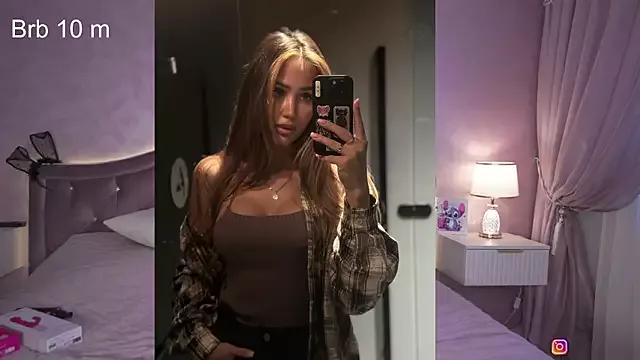 _Moon__Shine_ from StripChat