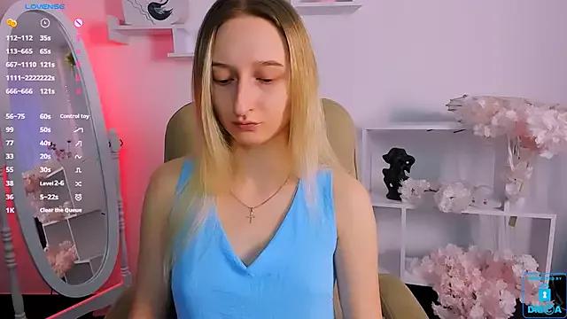_Ri_na_ from StripChat