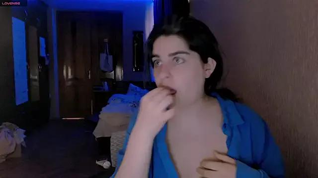 _Roselina_ from StripChat is Freechat