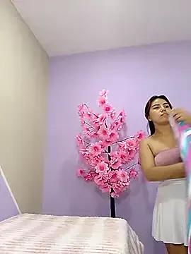 Try our streaming cams variety and talk on a personal level with our adorable girls streamers, showing off their bountiful shapes and dildos.