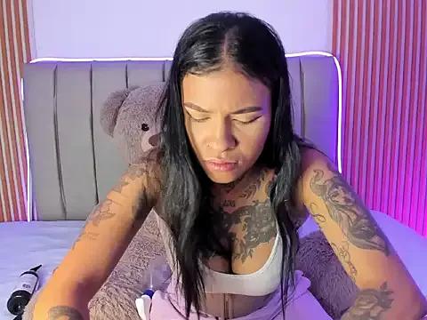 Try our streaming cams variety and talk on a personal level with our adorable girls streamers, showing off their bountiful shapes and dildos.