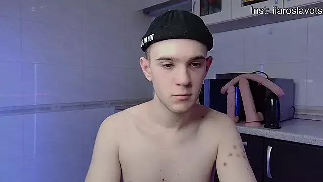 _Soolin_ from StripChat