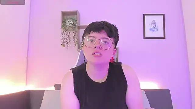 _SOPHIA_JONES from StripChat is Freechat