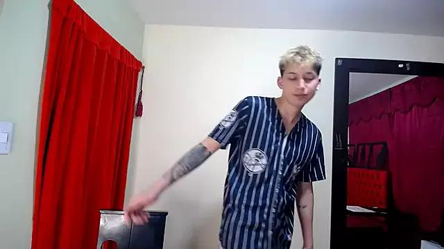 _Thomas_hot_ from StripChat is Freechat