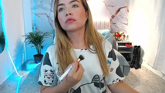 _Tiffany1 from StripChat is Freechat