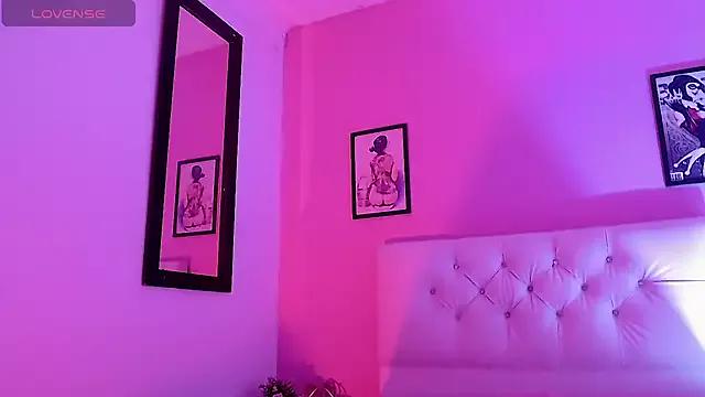 _tthalia_ from StripChat is Freechat