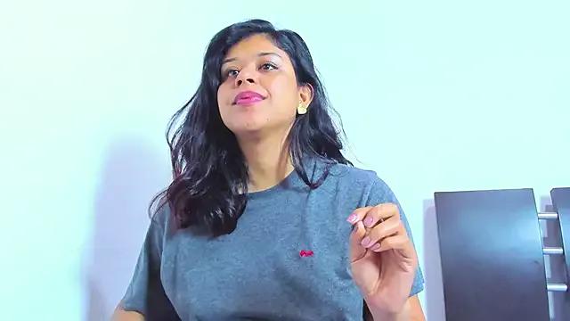 _Vale21_ from StripChat is Freechat