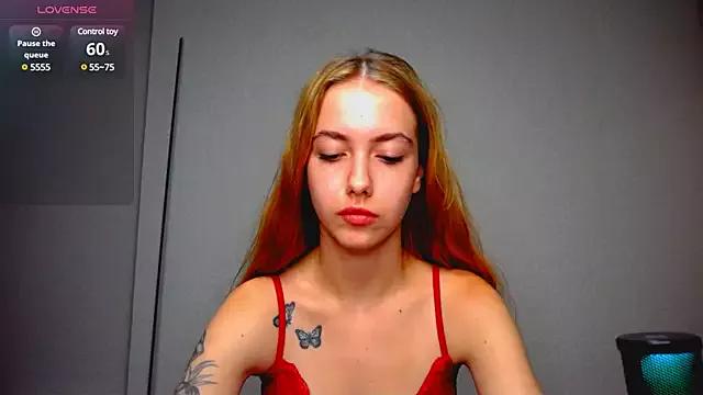 A_Karolina from StripChat is Freechat