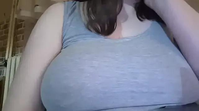 AalinnaK from StripChat