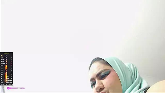 Aaliyah11 from StripChat