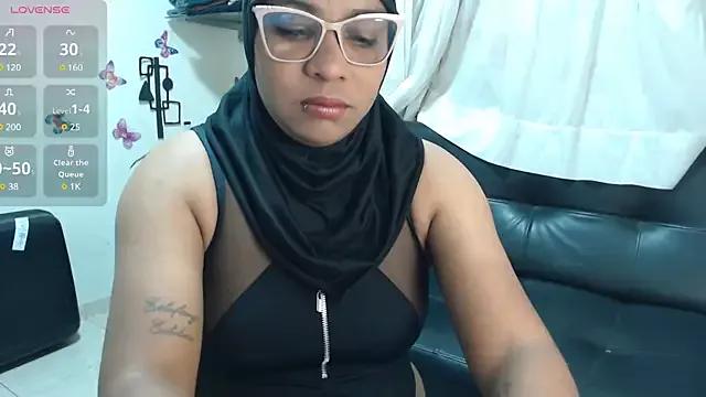 Aaliyah_brown from StripChat