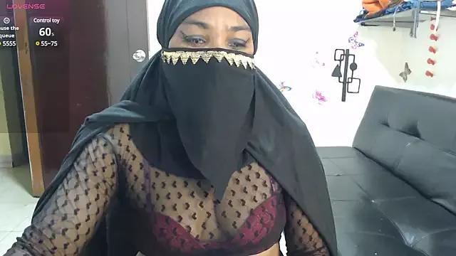 Aaliyah_brown from StripChat