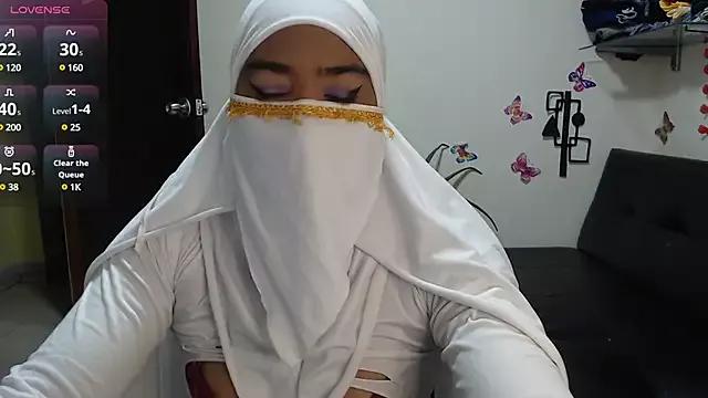 Aaliyah_brown from StripChat