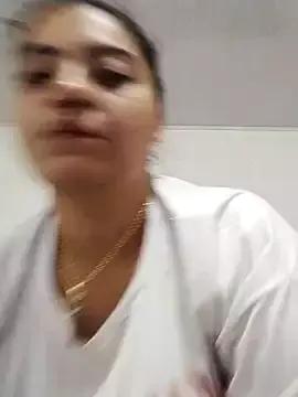 aangelftsaraa from StripChat