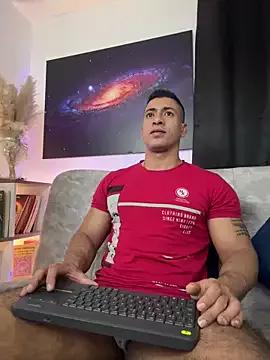 aaroncolombia from StripChat