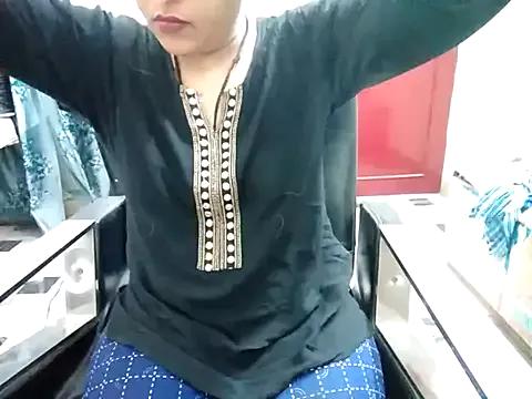 aarushi_sharmaa from StripChat