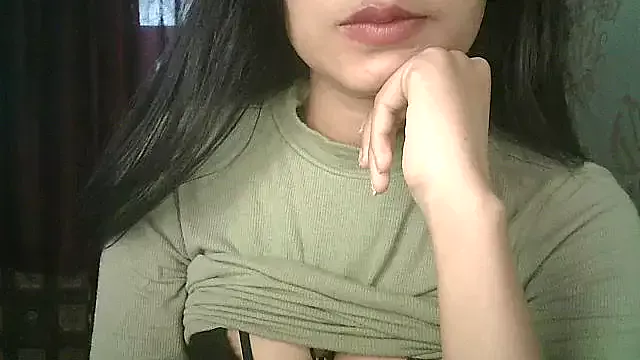 Aarya4u on StripChat 