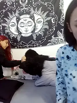 abby_n_emily on StripChat 