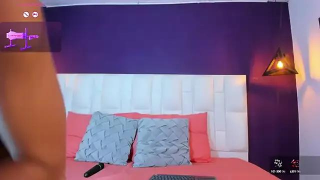 Try our streaming cams variety and talk on a personal level with our adorable girls streamers, showing off their bountiful shapes and dildos.