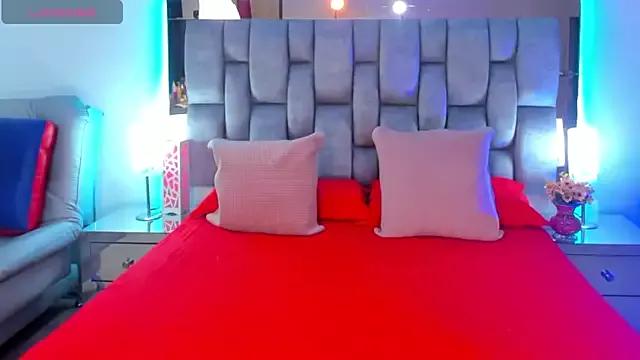 Try our streaming cams variety and talk on a personal level with our adorable girls streamers, showing off their bountiful shapes and dildos.