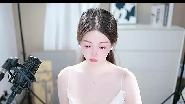 abbyli12 from StripChat is Freechat