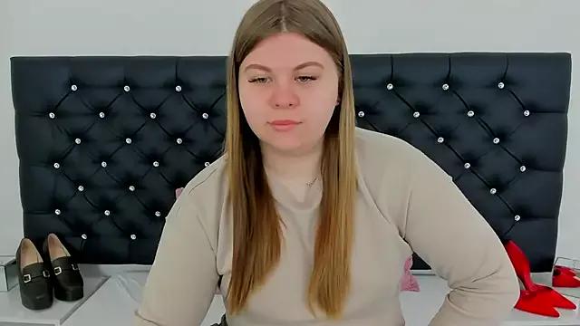 Try our streaming cams variety and talk on a personal level with our adorable girls streamers, showing off their bountiful shapes and dildos.