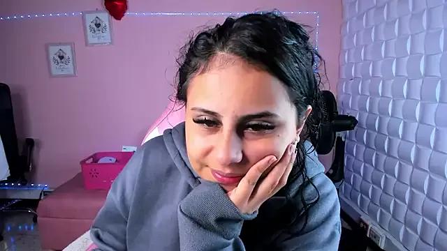 AbbyTaylorr from StripChat is Freechat