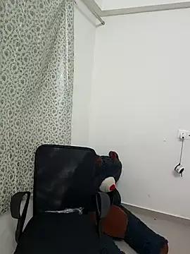 AceroseEmilyAmoDiva from StripChat is Freechat