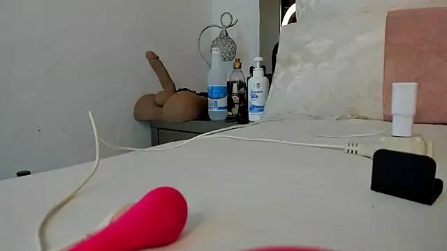 ADAHIIA_THOOMPSOM_ from StripChat