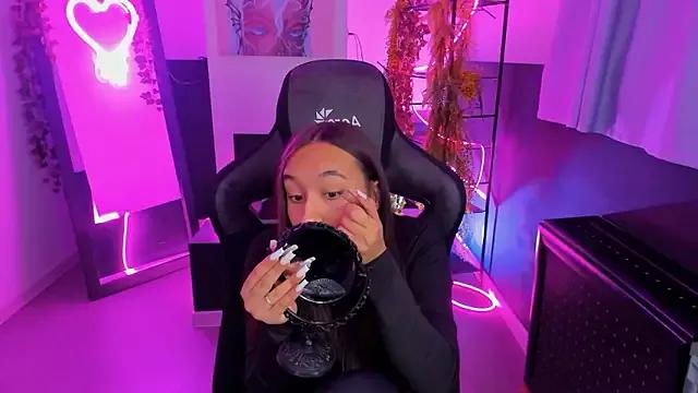 AdaJoness from StripChat