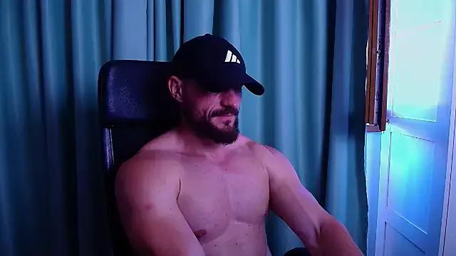 AdamJamesonn from StripChat