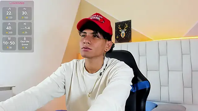 Adan_Oriol on StripChat 