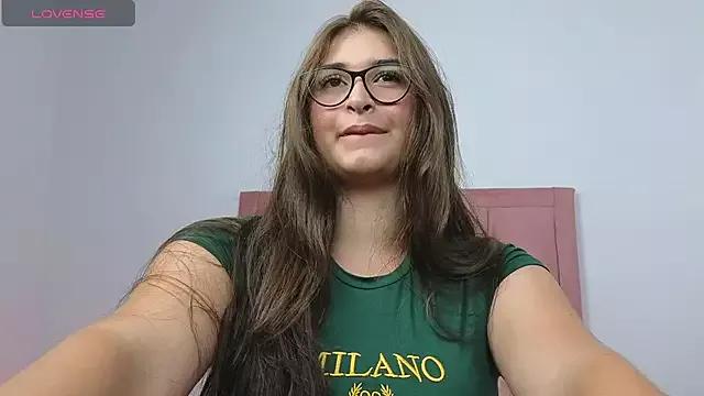 adara_lennox from StripChat