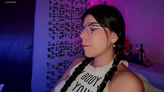 Adararose1 from StripChat