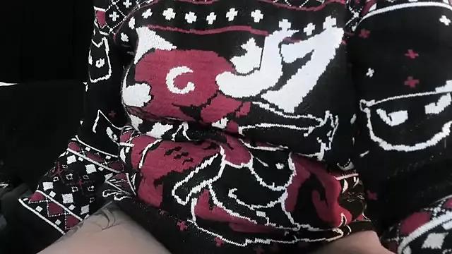 Adeelinee from StripChat