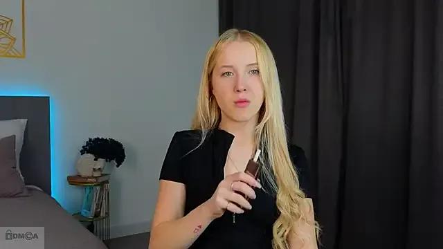 Try our streaming cams variety and talk on a personal level with our adorable girls streamers, showing off their bountiful shapes and dildos.