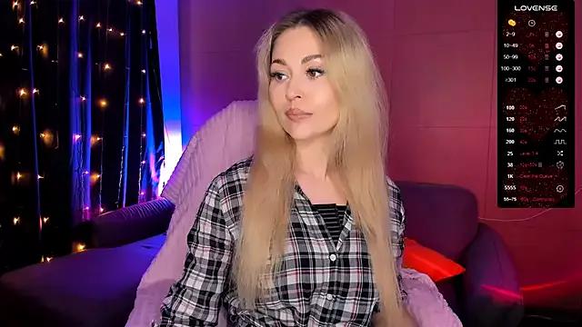 Try our streaming cams variety and talk on a personal level with our adorable girls streamers, showing off their bountiful shapes and dildos.