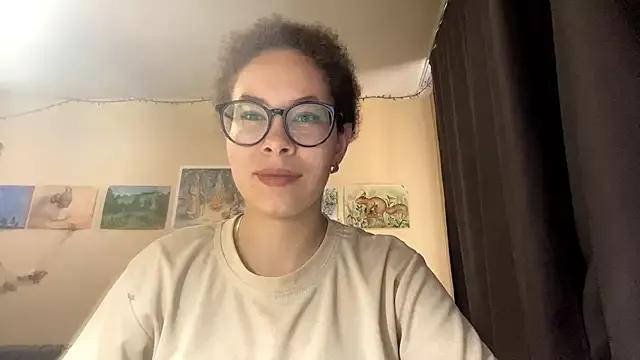 adelina_rich from StripChat is Freechat