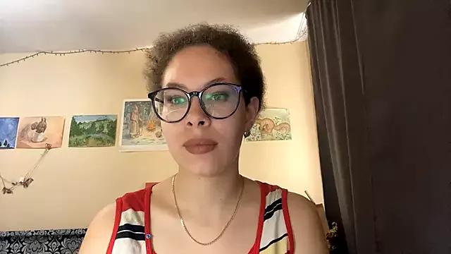 adelina_rich from StripChat is Freechat