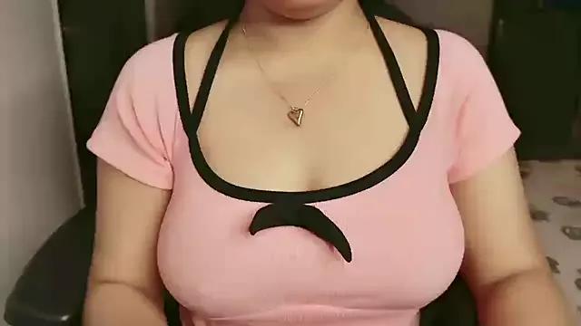 Adeline_lilly from StripChat is Freechat