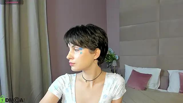 Adeline_Perle from StripChat is Freechat