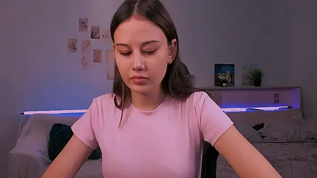 adelle046 from StripChat is Freechat