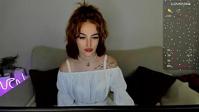 AdelMoons from StripChat is Freechat
