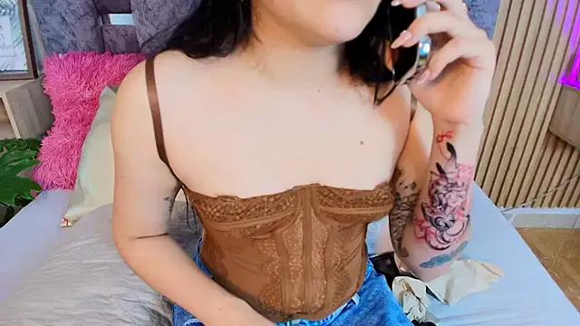 adhara_paiton from StripChat