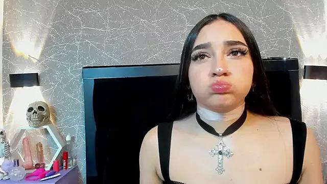 adhara_paiton from StripChat