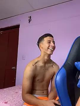 Try our streaming cams variety and talk on a personal level with our adorable girls streamers, showing off their bountiful shapes and dildos.